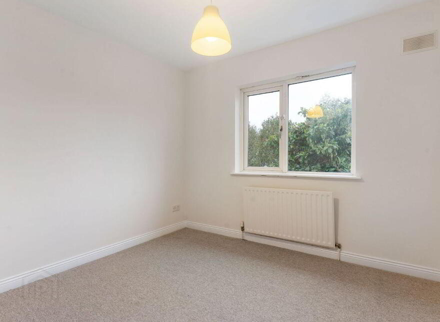 10 Glenbourne View, Leopardstown Valley, Leopardstown, Dublin 18, D18V8X4