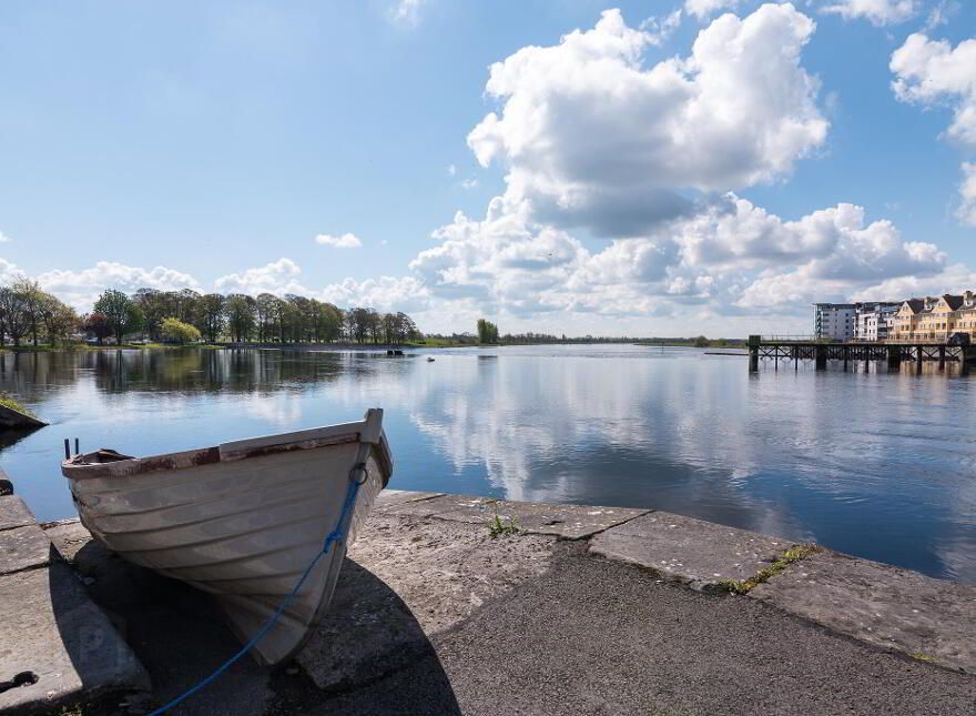 Apartment 33 Shannon Weir, Sr. Bernard Quay, Athlone, N37E781
