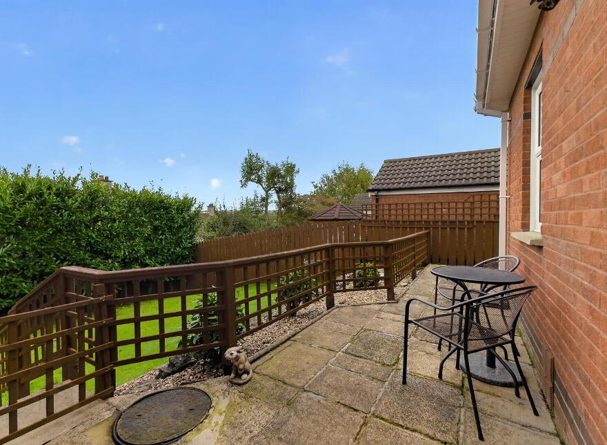 8 Castlehill, Comber, Newtownards, BT23 5XA