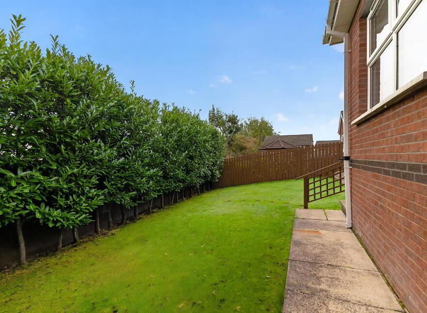 8 Castlehill, Comber, Newtownards, BT23 5XA
