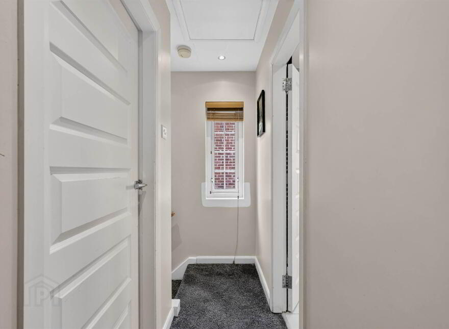 10 Knockwood Crescent, Belfast, BT5 6GE
