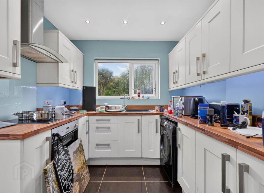 10 Knockwood Crescent, Belfast, BT5 6GE