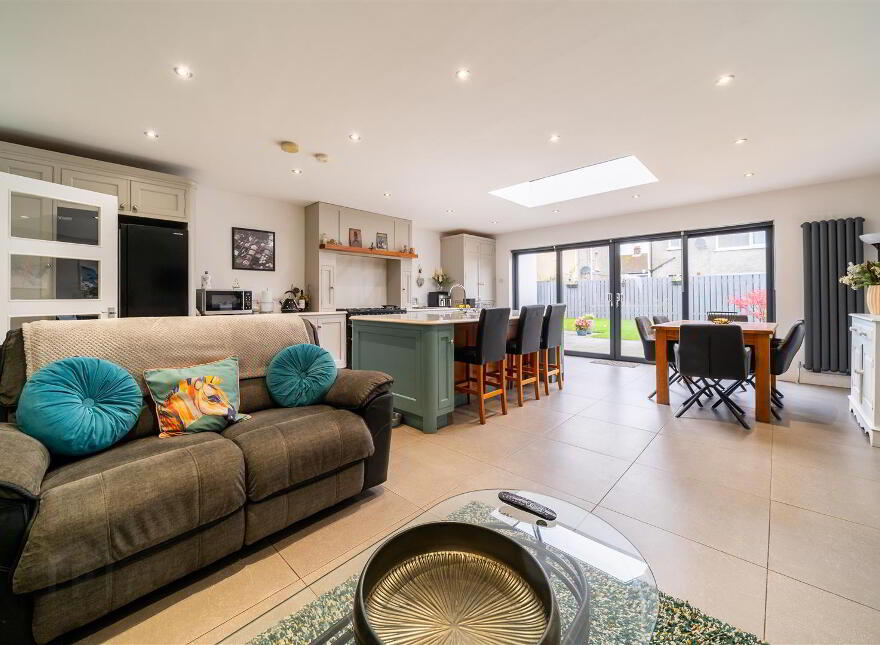 177 Donaghadee Road, Bangor, BT20 4RY