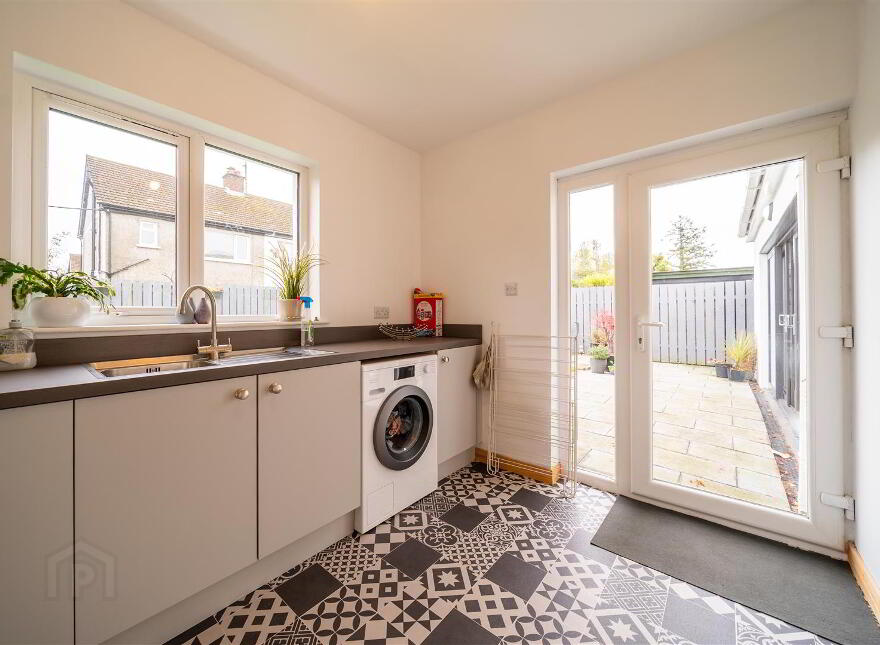 177 Donaghadee Road, Bangor, BT20 4RY