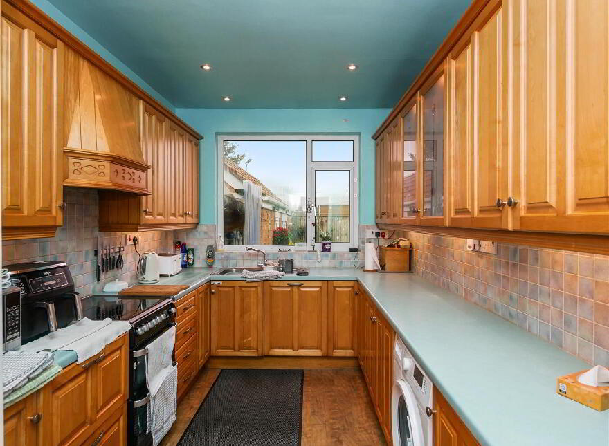 51 Wynchurch Park, Rosetta, Belfast, BT6 0JL