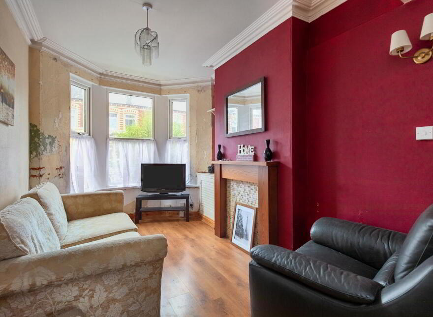 11 Willowfield Gardens, Belfast, BT6 9AZ