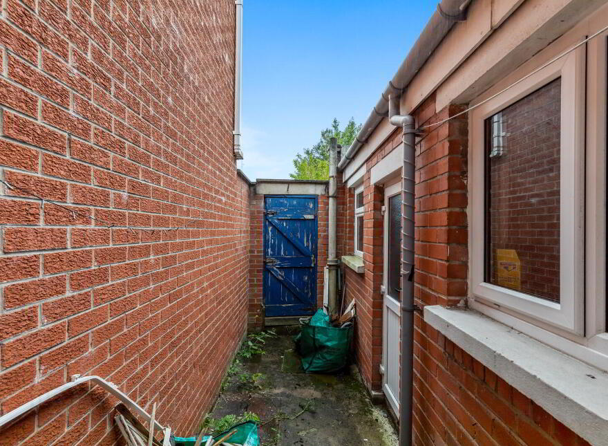 11 Willowfield Gardens, Belfast, BT6 9AZ