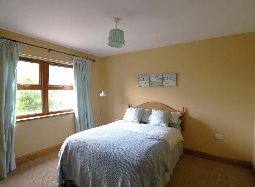 70 Greencastle Road, Kilkeel, Newry, BT34 4JJ