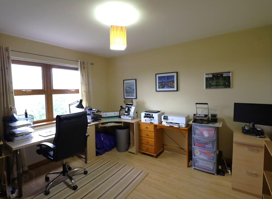 70 Greencastle Road, Kilkeel, Newry, BT34 4JJ