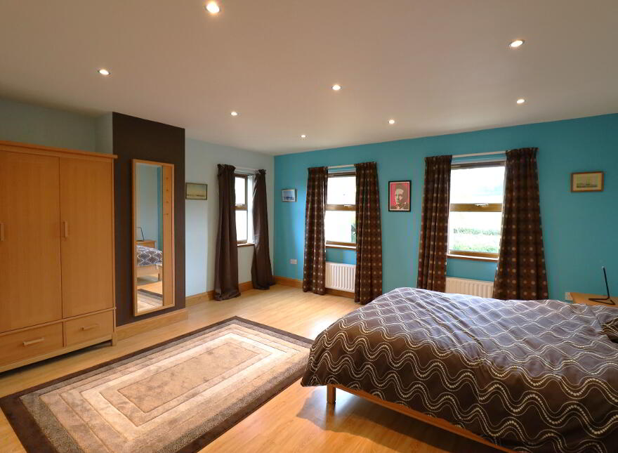 70 Greencastle Road, Kilkeel, Newry, BT34 4JJ