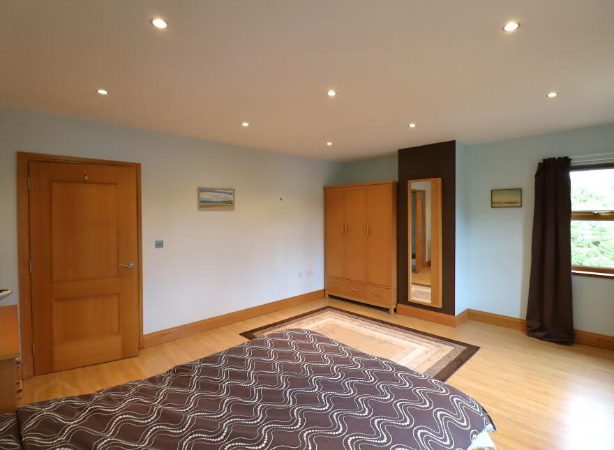 70 Greencastle Road, Kilkeel, Newry, BT34 4JJ