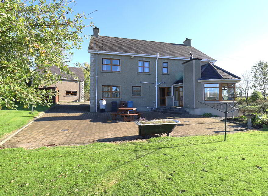 70 Greencastle Road, Kilkeel, Newry, BT34 4JJ