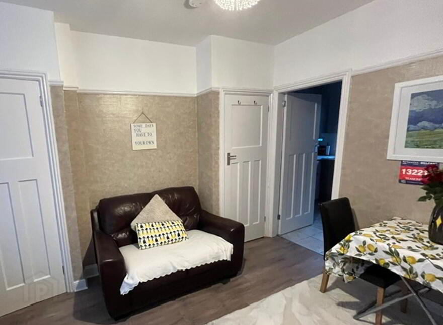 31 Dunraven Avenue, Belfast, BT5 5JR