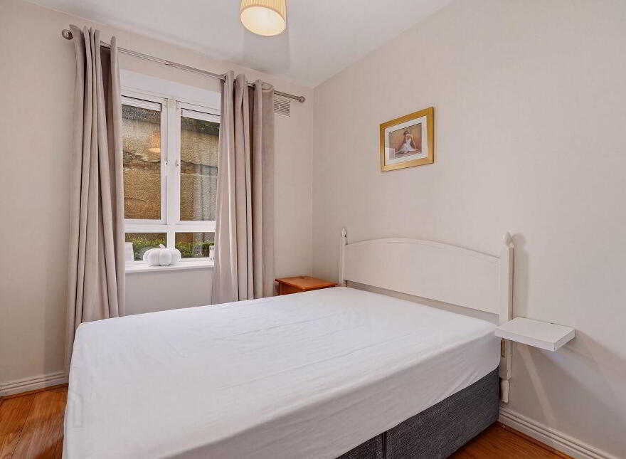 98 Jervis Place, Strand Street, Dublin 1, D01