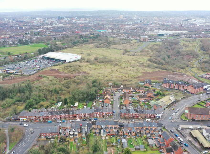Ballygomartin Road / West Circular Road, Belfast, BT13 3LD