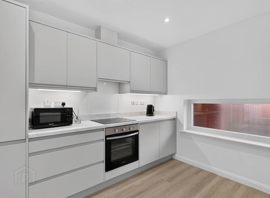Apt2, 4 Dayton Street, Belfast, BT13 2BX