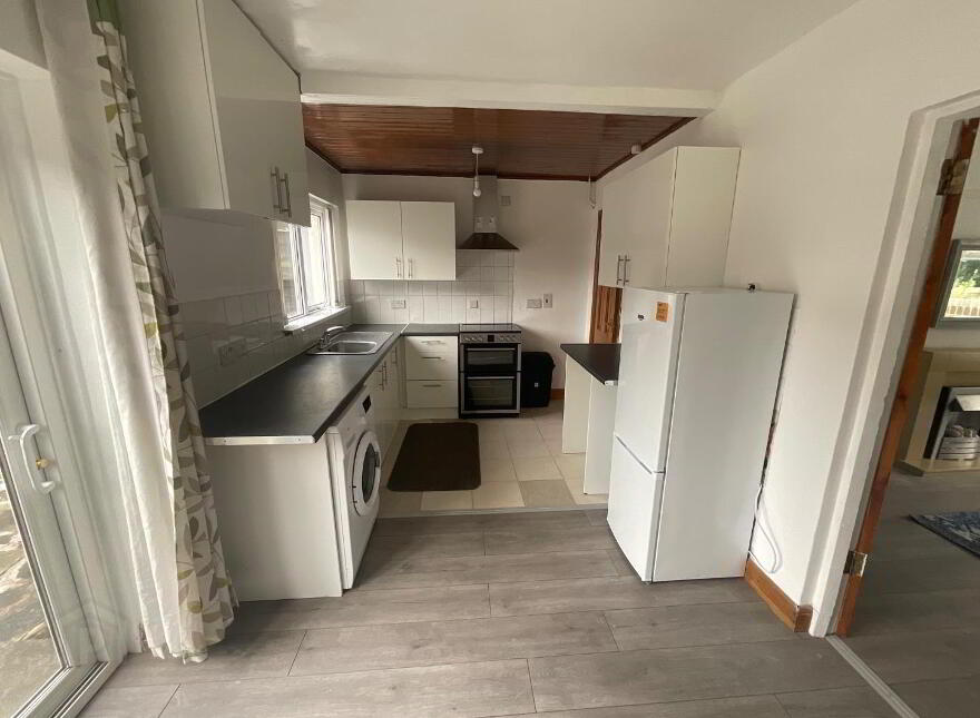 124 Hornbeam Road, Dunmurry, Belfast, BT17 9DE