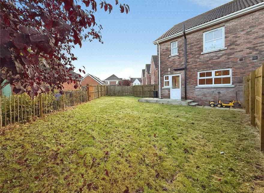 67 Carnbeg Green, Antrim, BT41 4RF