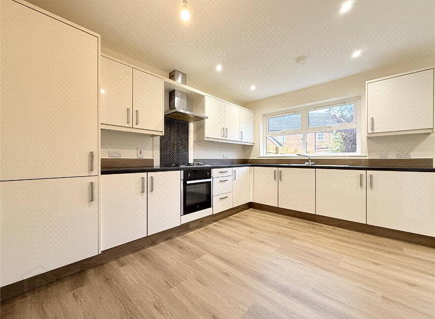 67 Carnbeg Green, Antrim, BT41 4RF