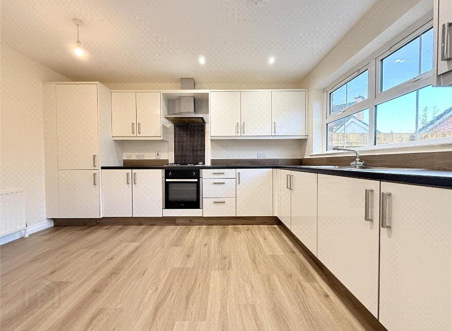 67 Carnbeg Green, Antrim, BT41 4RF