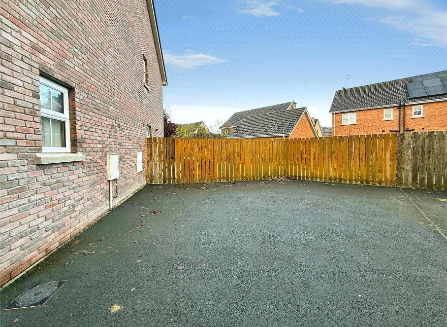 67 Carnbeg Green, Antrim, BT41 4RF