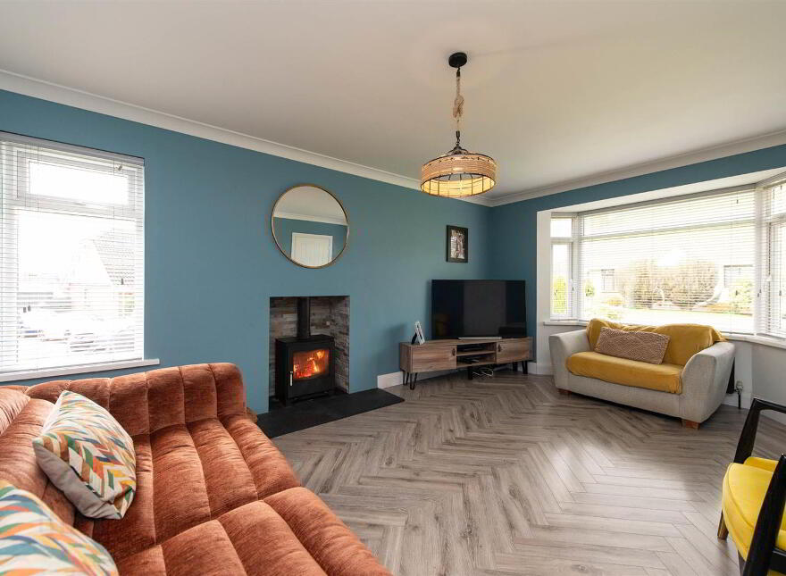 27 Barclay Manor, Dromara, BT25 2HX