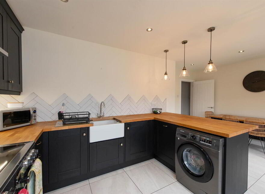 27 Barclay Manor, Dromara, BT25 2HX