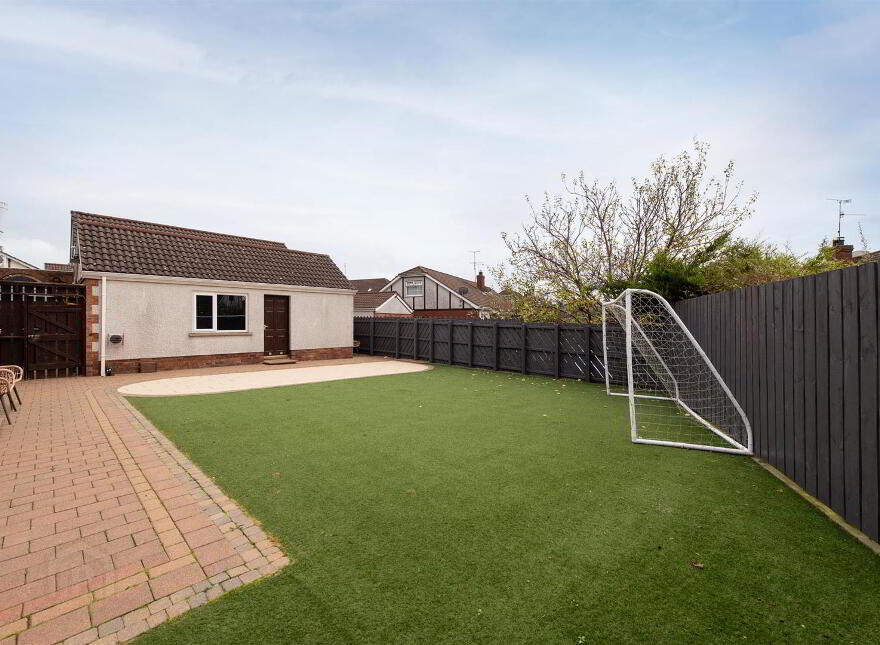 27 Barclay Manor, Dromara, BT25 2HX