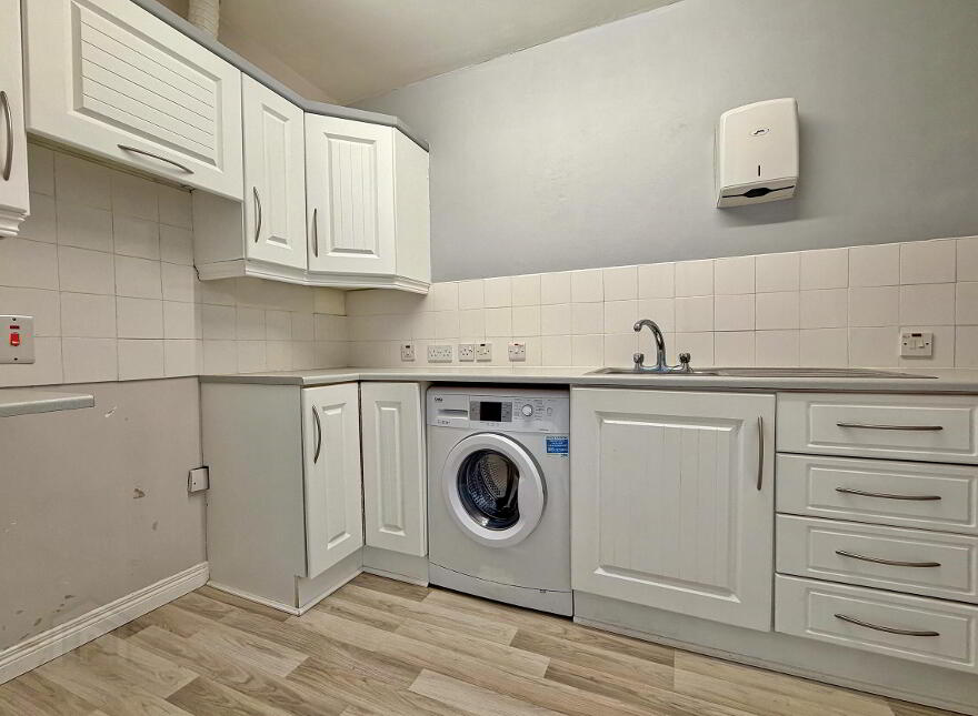 11 Royale Court Apartments, Main Street, Portrush, BT56 8DA