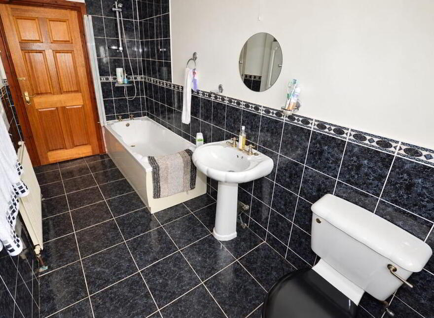 Roshin Lodge, Burtonport, F94W2P0