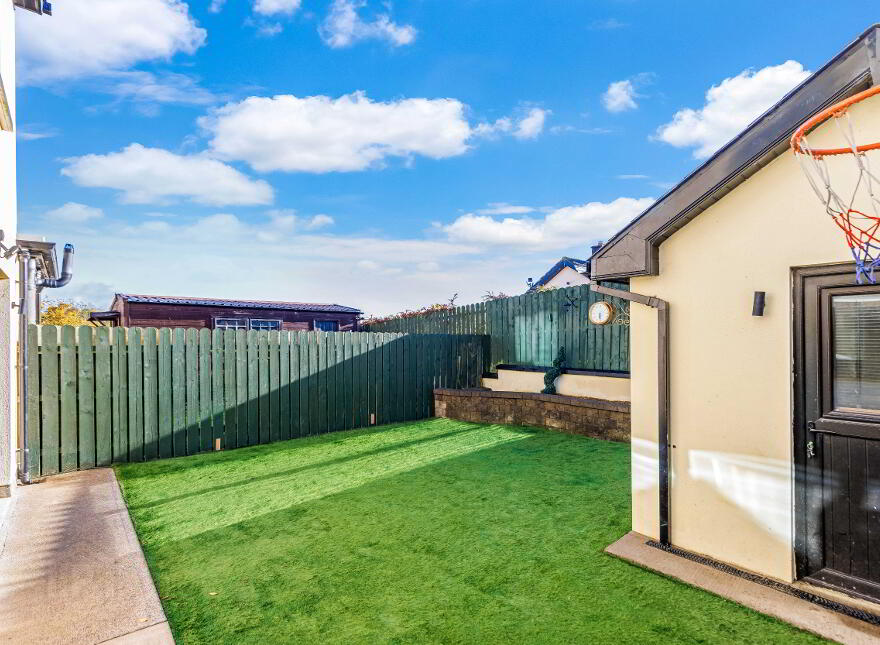 12 Drummond Radhairc, Dundalk Road, Carrickmacross, A81EW81