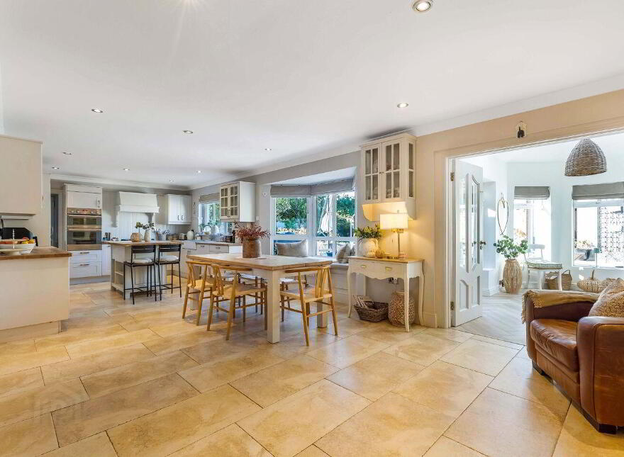16 The Crescent, Ratoath, A85XH56