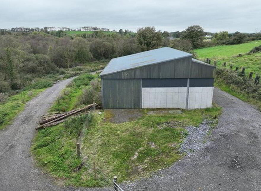 Clooskirt, Boyle, Coola