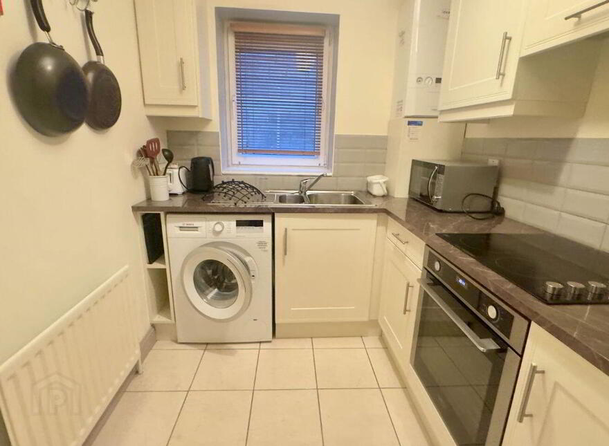 18 Pembroke Grove, Pembroke Wood, Passage West, T12DD72