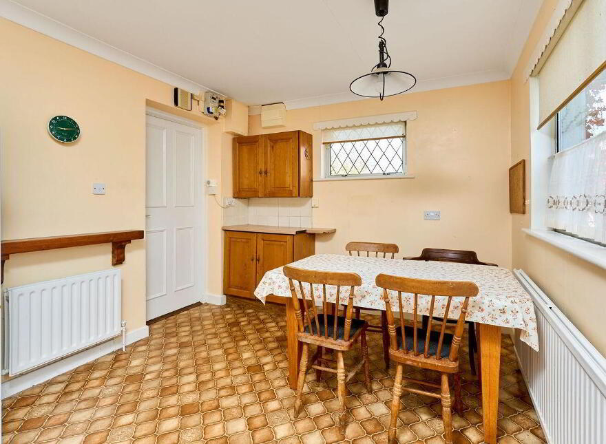 Dublin Road, Sharavogue, Edenderry, R45YR74