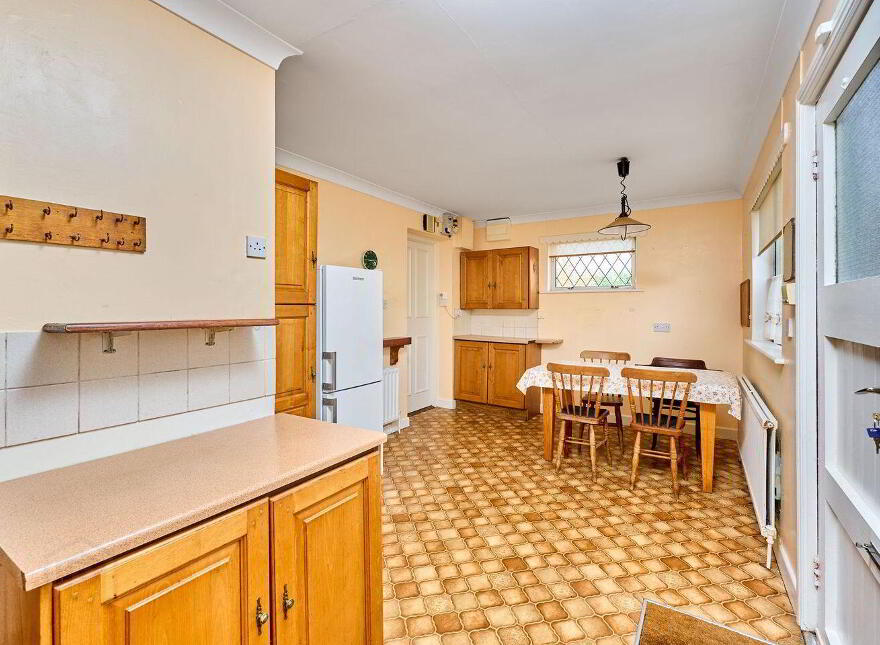 Dublin Road, Sharavogue, Edenderry, R45YR74