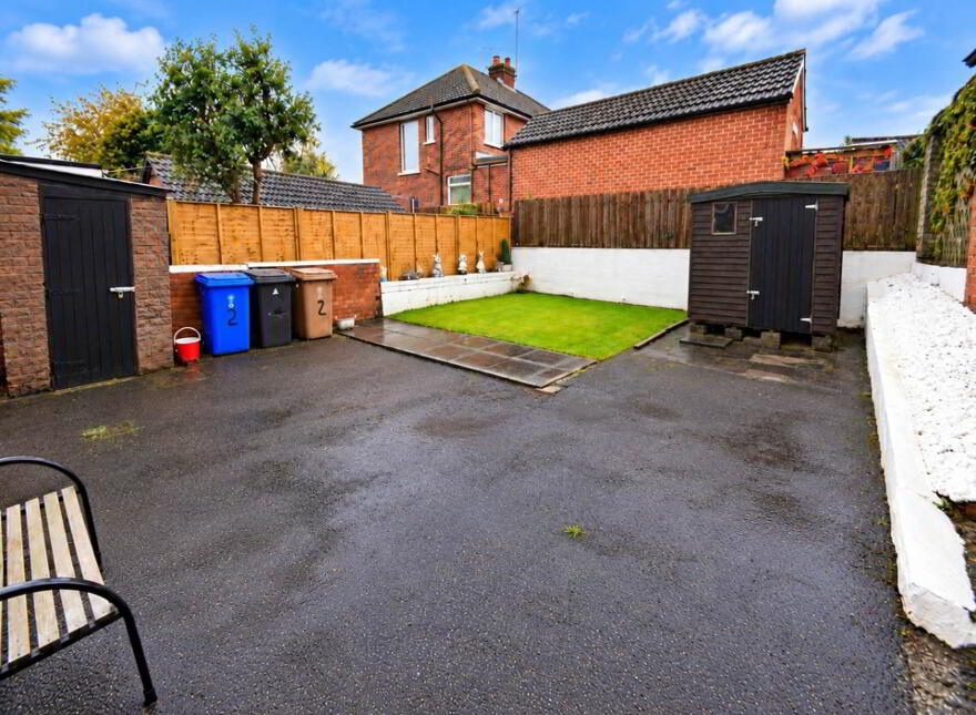 2 Mooreland Crescent, Andersonstown, Belfast, BT11 9AY
