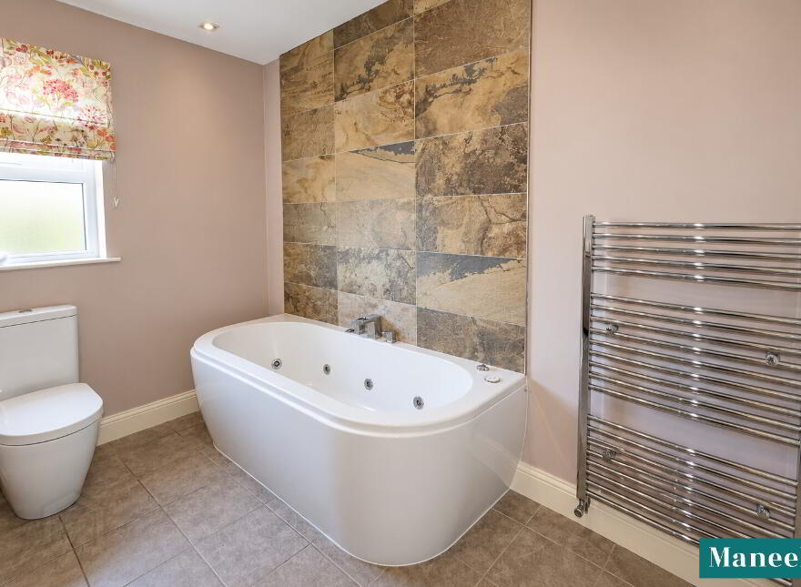 32 Moneygaragh Road, Rock, Dungannon, BT70 3HU