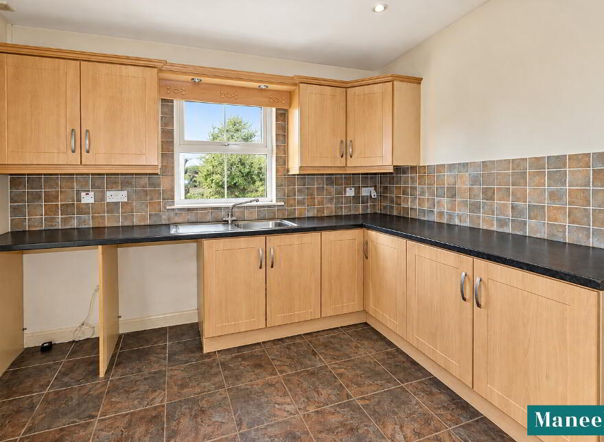 32 Moneygaragh Road, Rock, Dungannon, BT70 3HU
