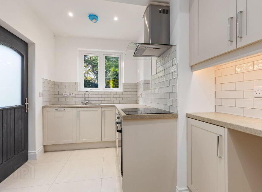 34 Whitethorn Road, Clonskeagh, Clonskeagh, D14CP58