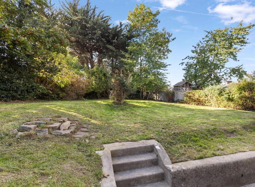 34 Whitethorn Road, Clonskeagh, Clonskeagh, D14CP58