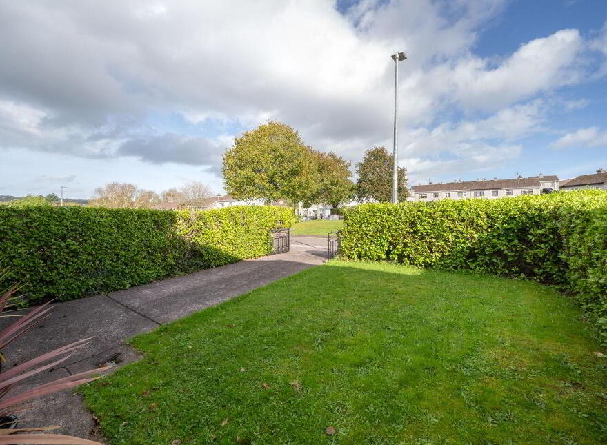 95 Leesdale, Model Farm, Model Farm Road, T12R70X