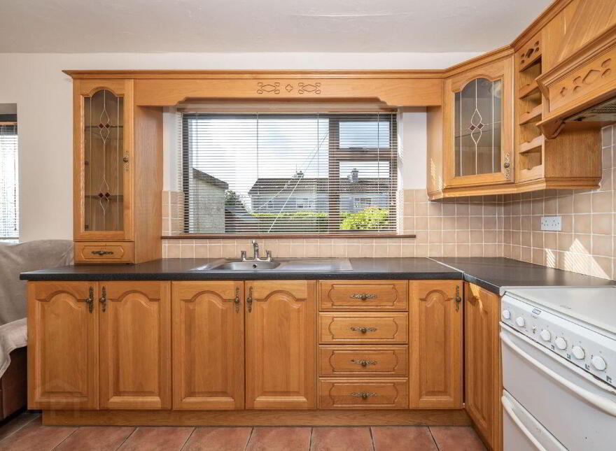 95 Leesdale, Model Farm, Model Farm Road, T12R70X