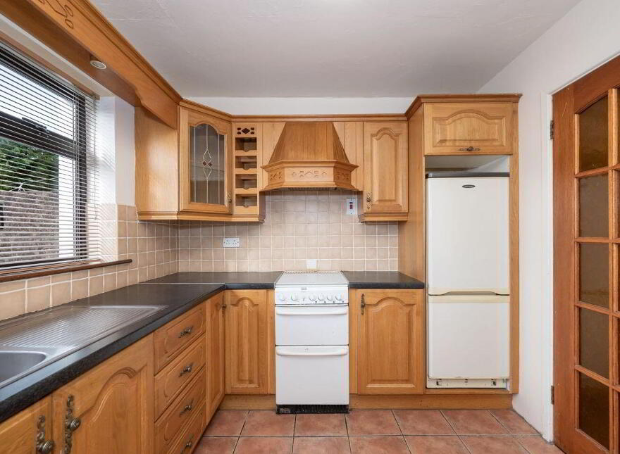 95 Leesdale, Model Farm, Model Farm Road, T12R70X