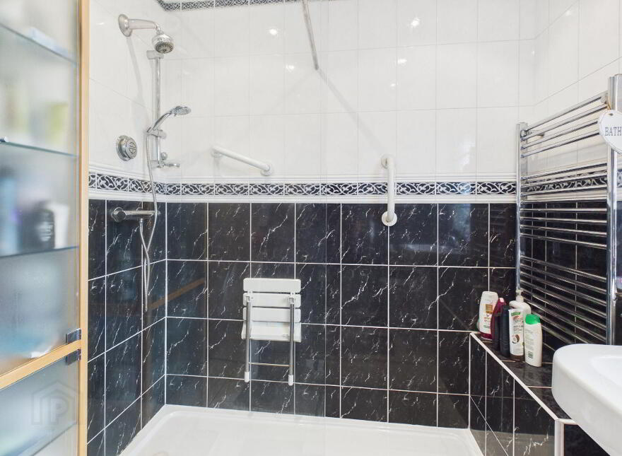 12 Cranley Hill, Bangor, BT19 7ST