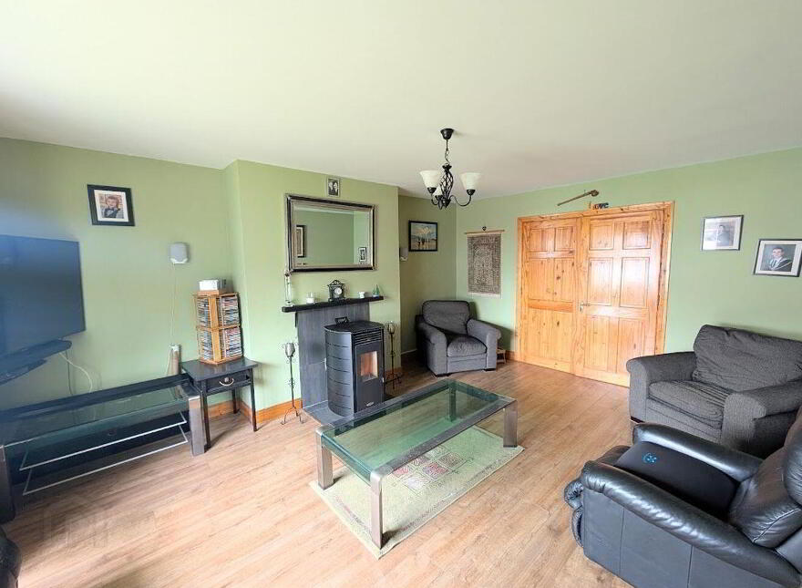 43 Brookville Green, Nenagh, E45HH28