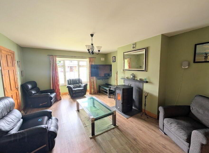 43 Brookville Green, Nenagh, E45HH28