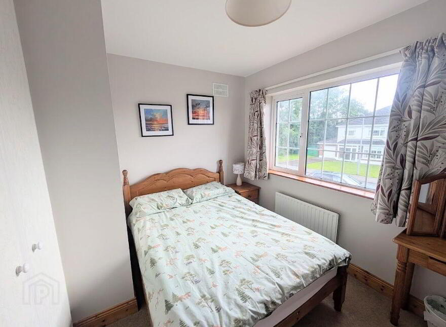43 Brookville Green, Nenagh, E45HH28