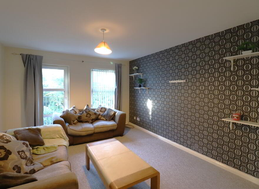 11 Royal Mews, Kilkeel, BT34 4GB