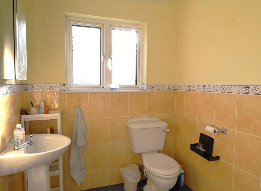 11 Royal Mews, Kilkeel, BT34 4GB